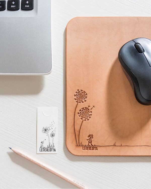 Mauspad mit Pusteblumen Design | Mousepad with dandelion
